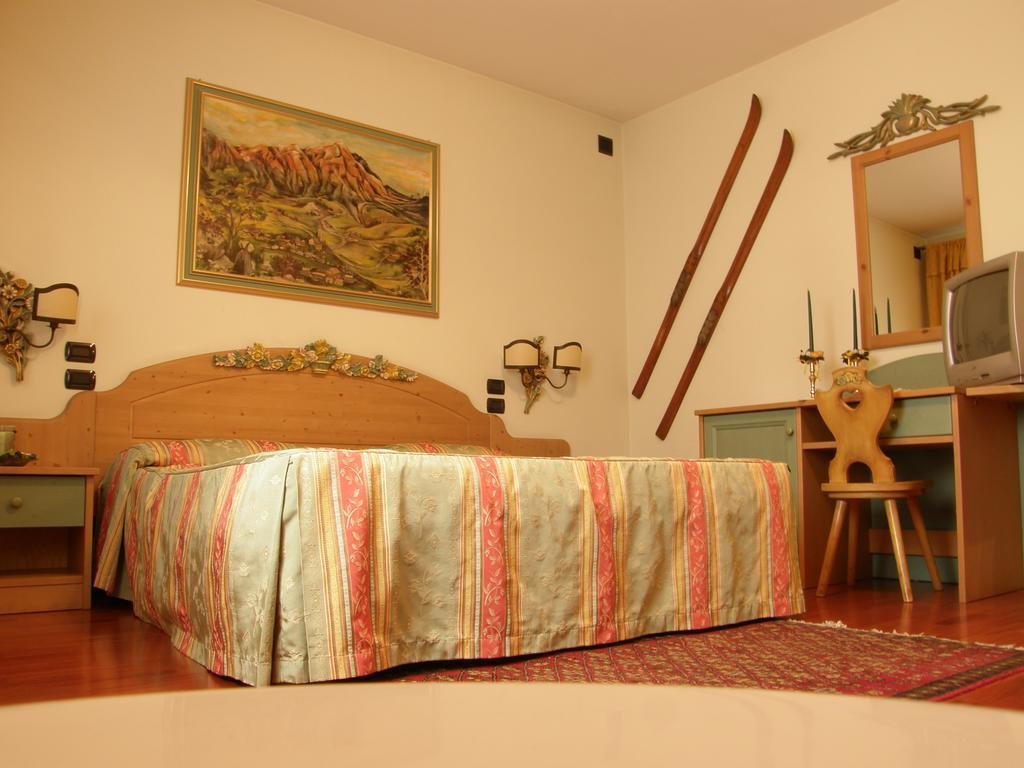 Residence Meuble' Cortina Quinto Di Treviso Exterior photo